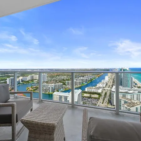 Beautiful Beachfront Penthouse